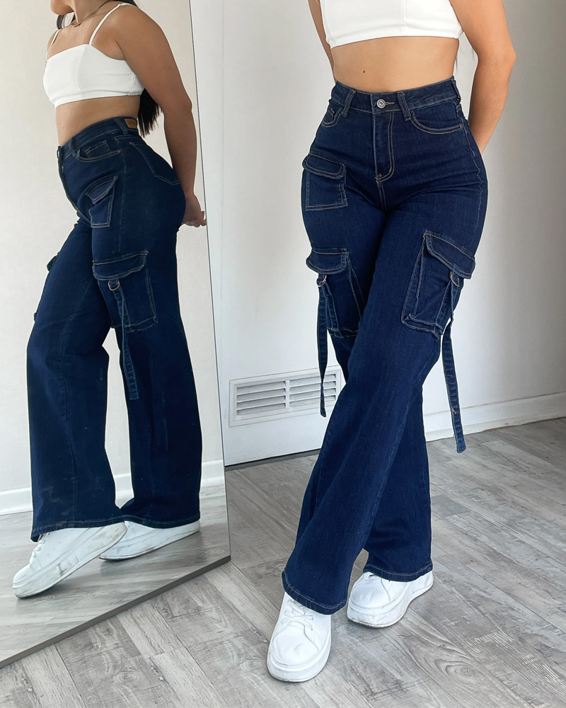 Multi-Pocket Cargo Jeans